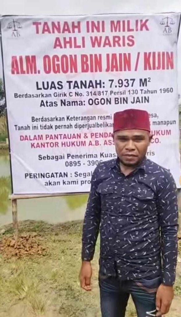 1001427695