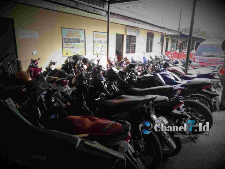 Polres Siantar Menjaring 41 Sepeda Motor Yang Memakai Knalpot Racing (Berisik) Untuk Menciptakan Situasi Aman Dan Kondusif Saat Bulan Ramadhan 5 Compress 20230402 055339 9730
