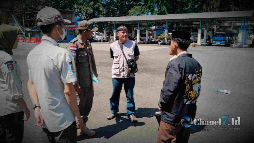 Satpol PP Ciamis Patroli Anak Sekolah Pada Saat Jam Belajar 5 Compress 20230728 114628 8125