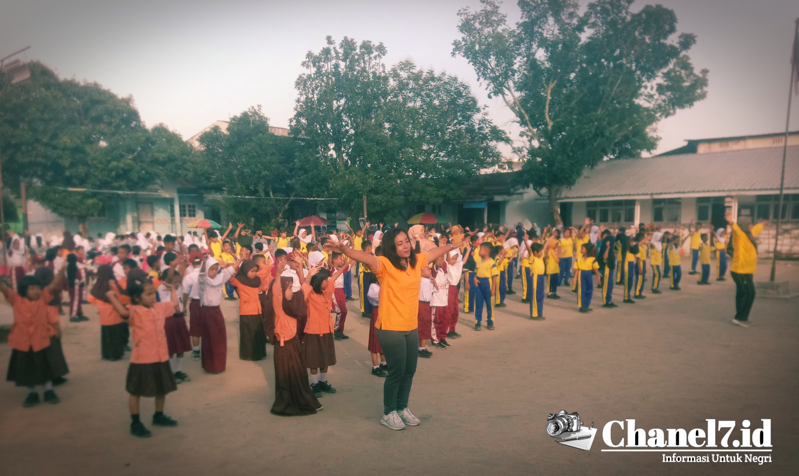Di Hari Jumat Berkah Sekolah SD No.095559 Sedang Mengadakan, "Senam Sehat Dan Makan Bersama Siswa-Siswi Di Lapangan Sekolah" 6 IMG 20230728 231805