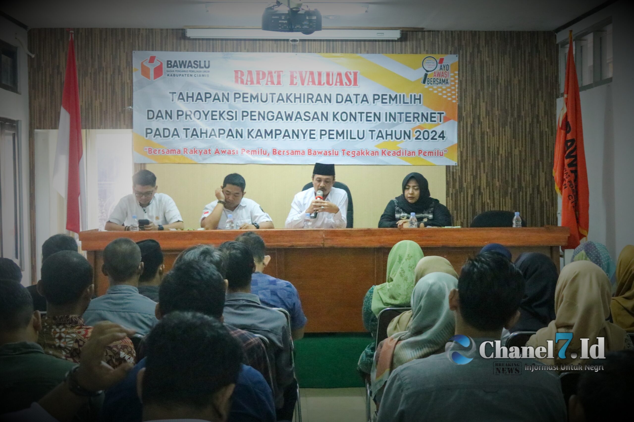 Bawaslu Ciamis Komitmen Jaga 965 Ribuan Hak Pilih 6 COLLAGE 20231019 005442 scaled