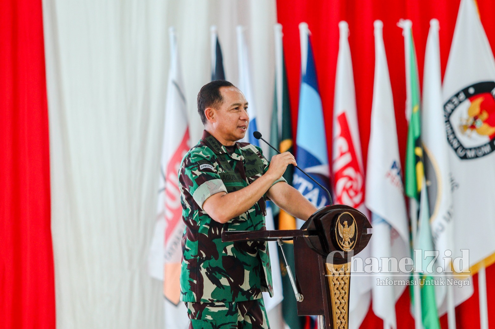 Kasad Jenderal Agus Subiyanto Ajak Masyarakat Ciptakan Pemilu Damai 6 COLLAGE 20231106 183350