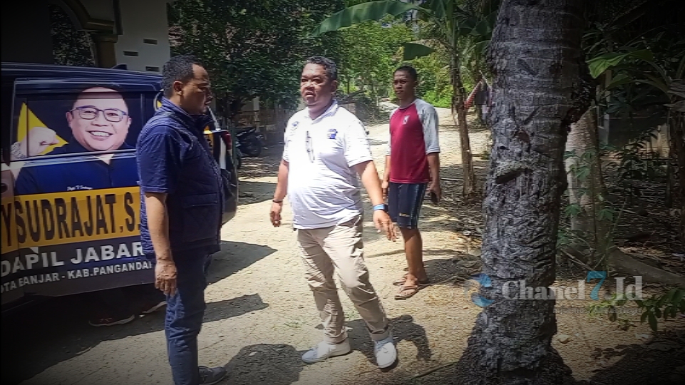 DPD NasDem Ciamis Support Kegiatan Anak Muda, Pertandingan Olahraga Voli Di Cidolog 6 COLLAGE 20231224 210837