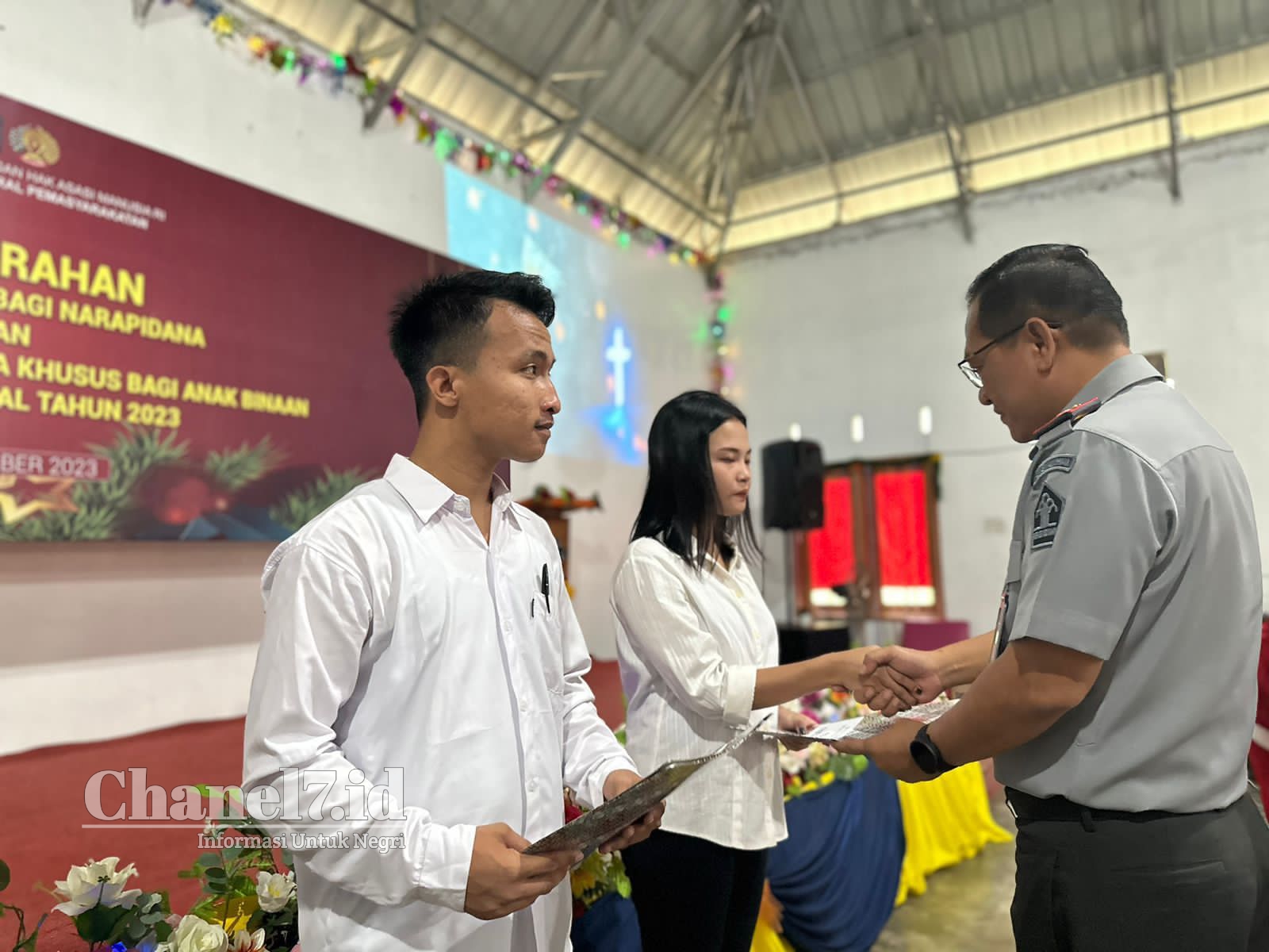 301 Narapidana Beragama Kristen Di Lapas Kelas II A Pematang Siantar Mendapatkan Remisi Khusus Hari Raya Natal Tahun 2023, Sebanyak 3 Orang 6 COLLAGE 20231225 224240