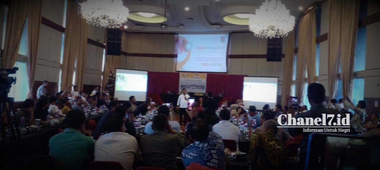 Gelar Konferensi Pers Akhir Tahun 2023, Bupati Ajak Rekan-rekan Pers Memajukan Simalungun 6 COLLAGE 20231231 015005