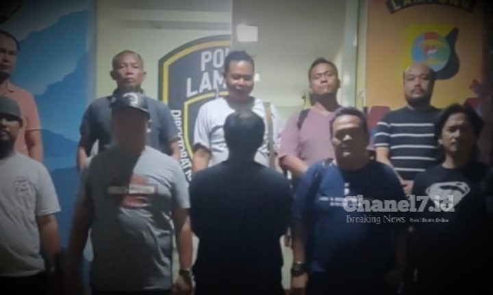 Tim Gabungan Tekab 308 Polres Tanggamus Dibackup Polda Lampung Tangkap DPO Pengrusakan Di Kota Agung 5 Compress 20240123 144720 0129