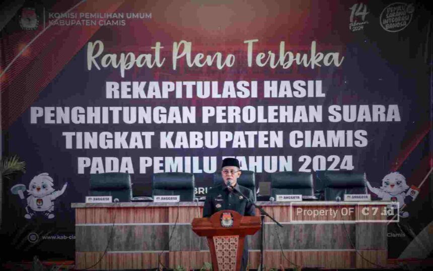 Bupati Herdiat Hadiri Rapat Pleno Terbuka Tingkat Kabupaten Yang Digelar Di Lapang Tenis Indor 5 Compress 20240229 193047 7158