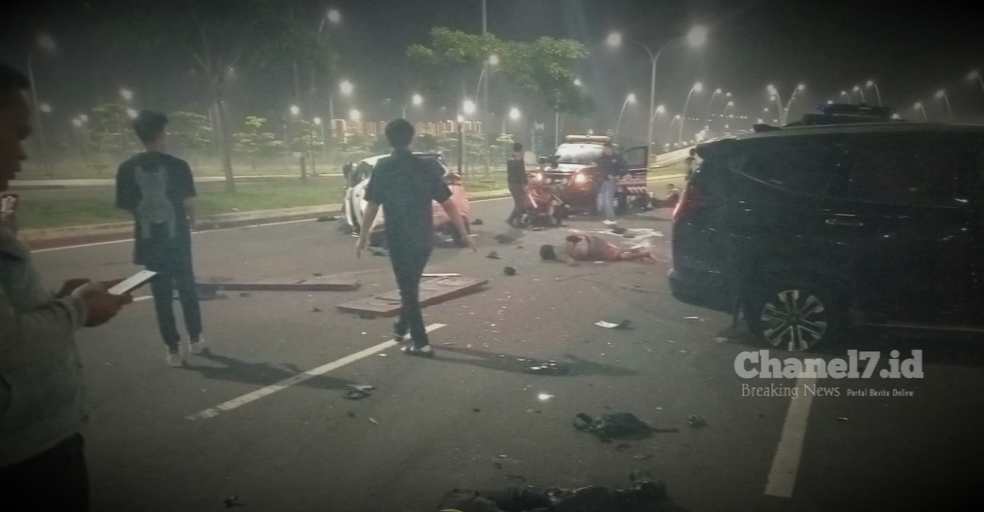 Polisi Lakukan Olah TKP Insiden Laka Pajero Tewaskan 2 Orang Lakukan Towing di PIK 6 COLLAGE 20240323 195052