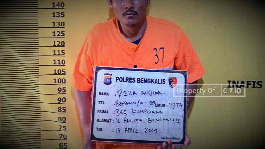 Satreskrim Polres Bengkalis Berhasil Amankan Pelaku Jambret Kota Bengkalis 5 Compress 20240418 090631 1408
