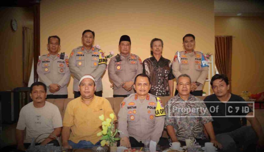 Jalin Kedekatan, Kapolresta Tangerang Silaturahmi ke Tokoh Masyarakat Rajeg 5 Compress 20240515 164904 4487