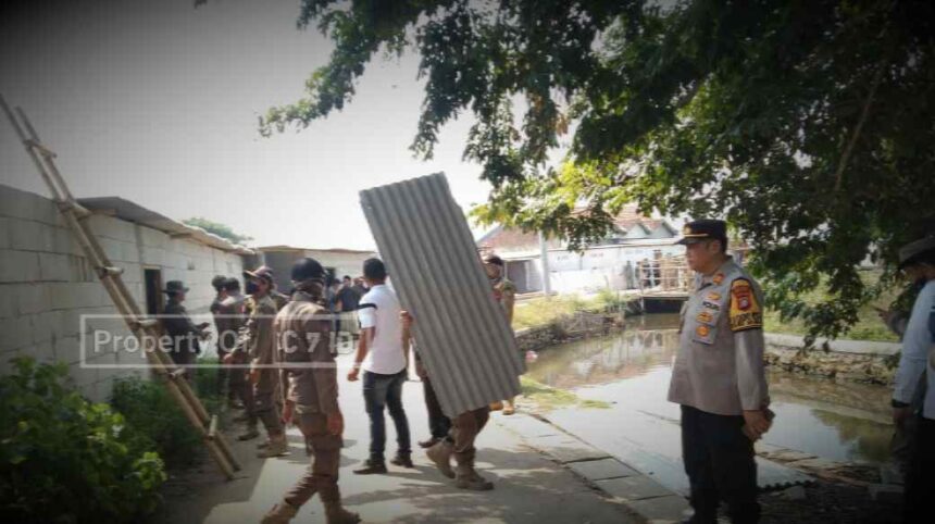 Polsek Pakuhaji Haji Kerahkan Puluhan Personel Kawal Penertiban Bangli 5 Compress 20240607 143102 2187