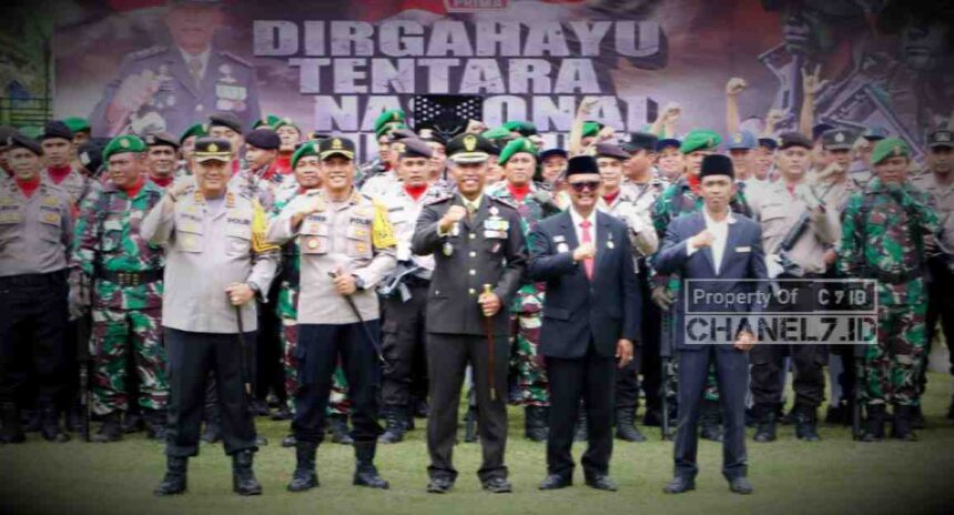 Plt Bupati Simalungun Hadiri Upacara Peringatan HUT TNI Ke-79 Tahun 2024 5 Compress 20241006 002539 9514