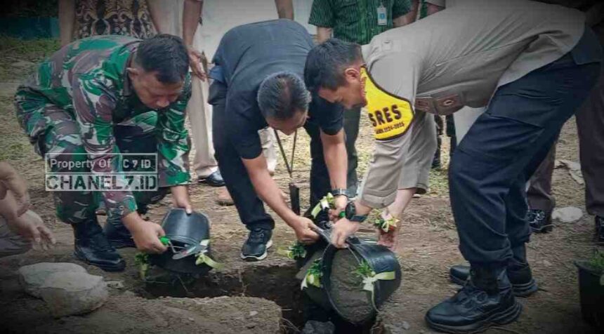 Peletakan Batu Pertama SPPG (Satuan Pelayanan Pemenuhan Gizi) Di Kabupaten Klaten 5 Compress 20241205 224043 3697