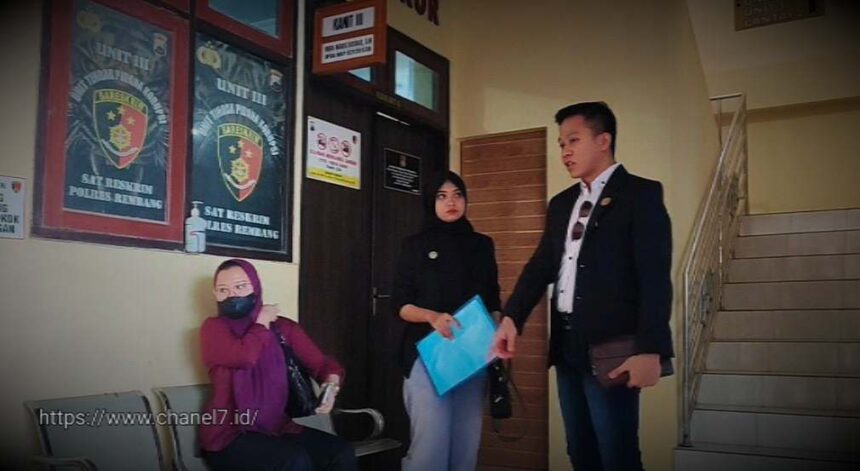 Kades Mojorembun Dilaporkan ke Polisi, Diduga Lakukan Pungli dan Penyalahgunaan Wewenang 5 Compress 20250722 212905 5984