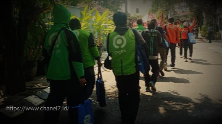 Bantuan Sembako Wapres Bagi Perwakilan Komunitas Ojol Surakarta 5 Compress 20250905 155849 9796