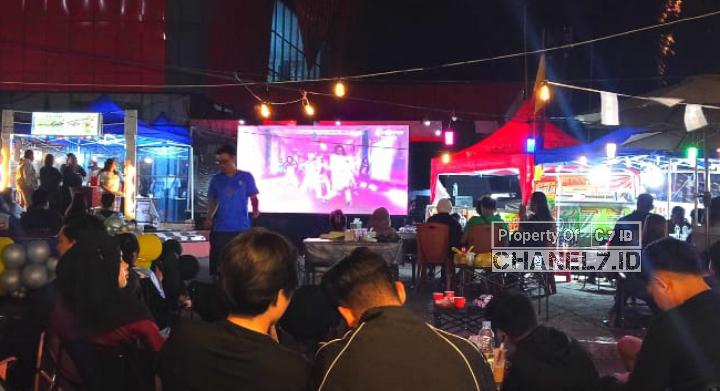 Pasar Cita Maesa Dipadati Warga Saat Nobar Final Piala Dunia 2026, Wawako Bitung dan Dandim Hadir Bersama Masyarakat 6 Compress 20260720 080018 8490