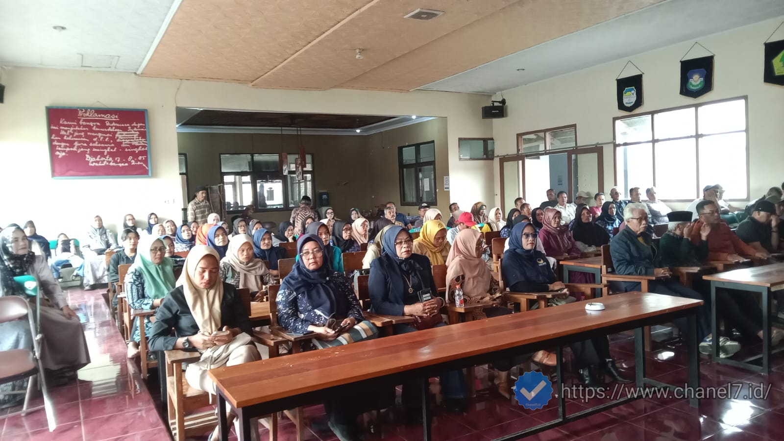 Anggota DPRD Provinsi Jabar 13 Lakukan Pengawasan di Kantor Kecamatan Sukamantri, Dihadiri Anggota DPRD Kabupaten 6 COLLAGE 20260929 185400
