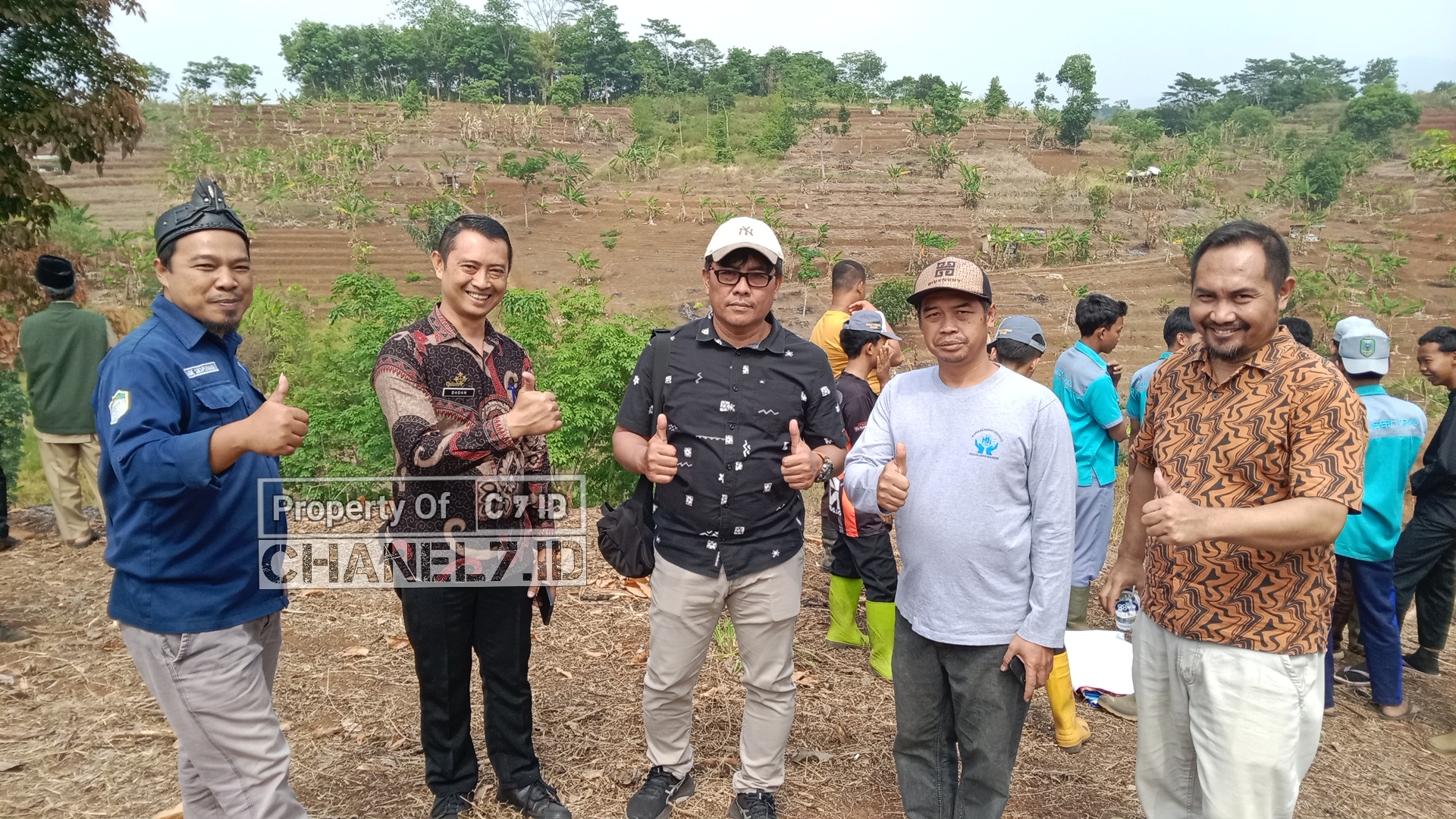 Jelang Musim Hujan, Serikat Petani Pasundan (SPP) dan Dir Intelkam Polda Jabar Bersinergi Lakukan Pematangan Lahan dan Persiapan Tanam Jagung 6 Polish 20260924 153545477